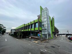 Westway (D5), Retail #518889161